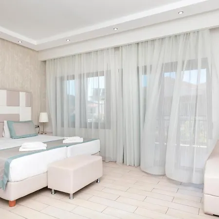 Mediterranean ホテル 3*