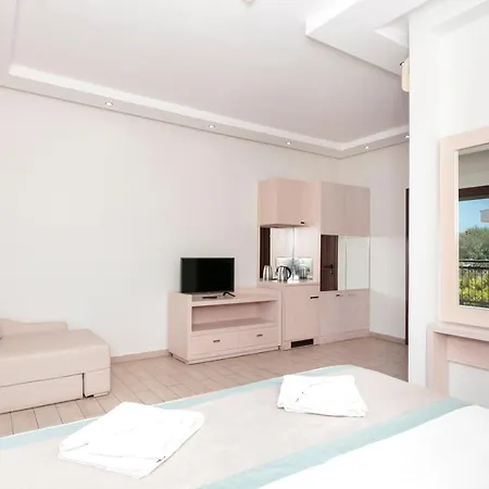 Mediterranean 3* Skala Rachoni (Thasos)