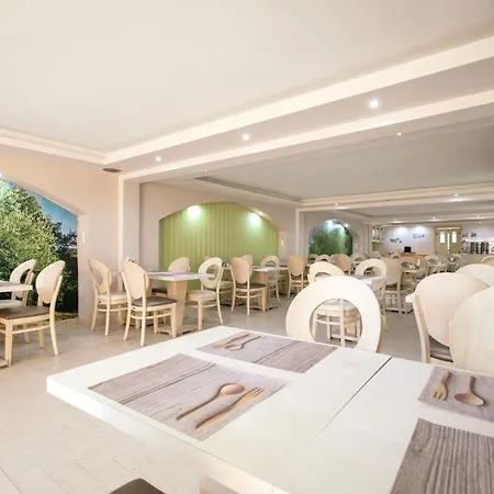 ホテル Mediterranean 3*